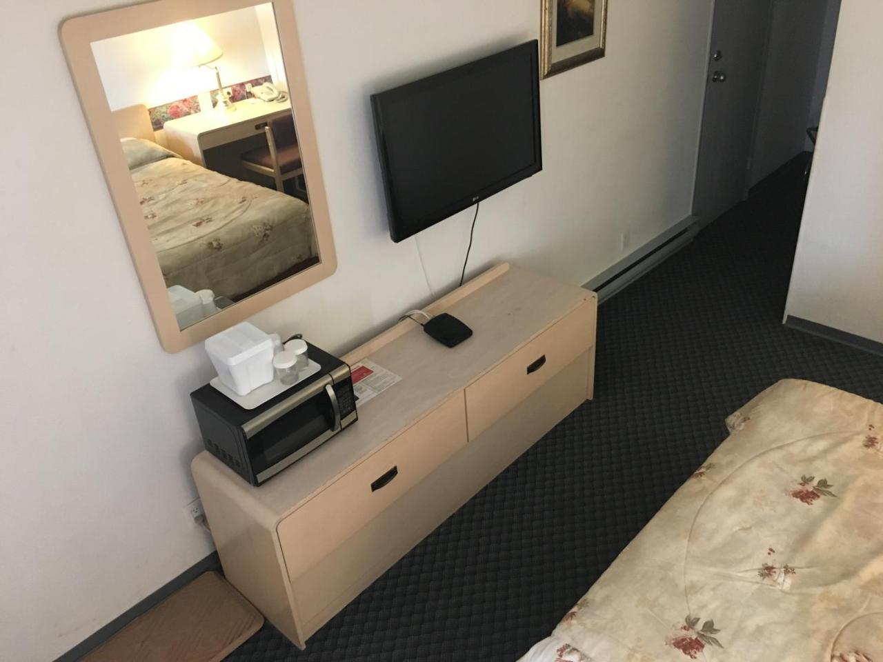 Dc Lodge 도슨 크릭 외부 사진